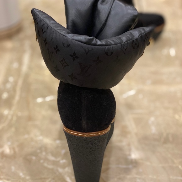 Louis Vuitton puffy wedge boots - Picture 9 of 11